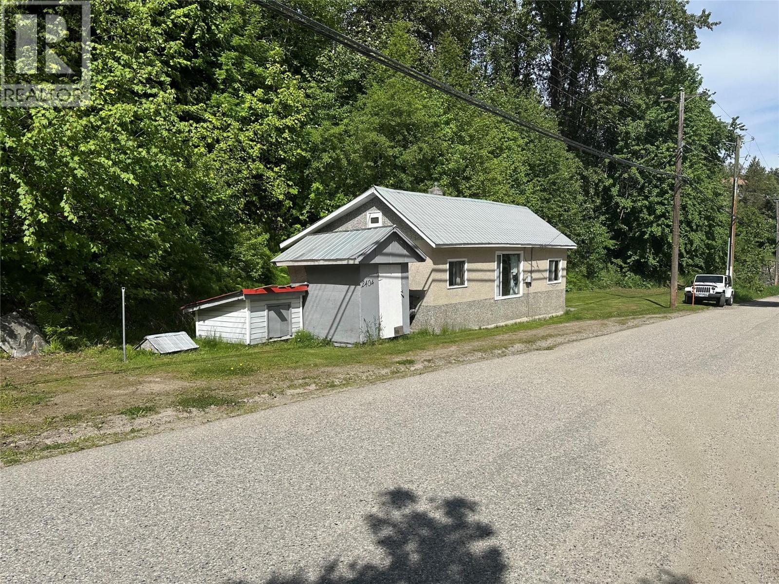 2404 Perrier Road, nelson, British Columbia
