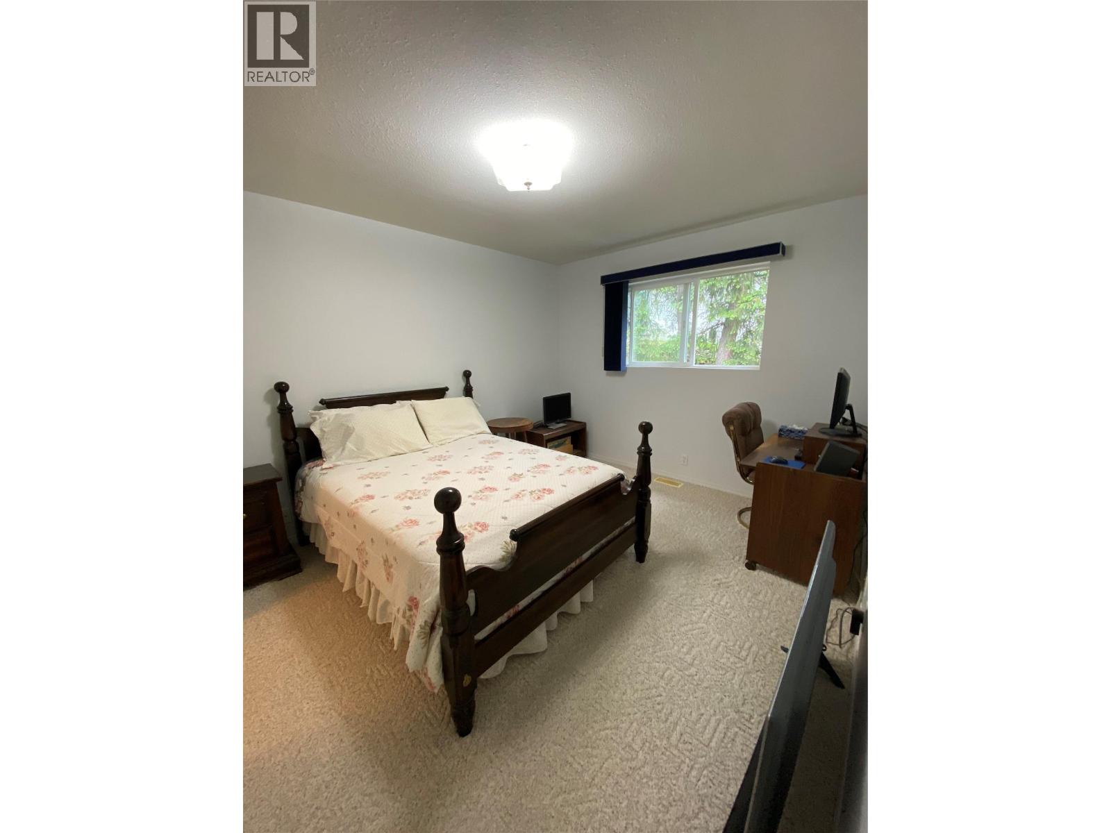 945 Pine Crescent, Genelle, British Columbia  V0G 1G0 - Photo 3 - 10389077