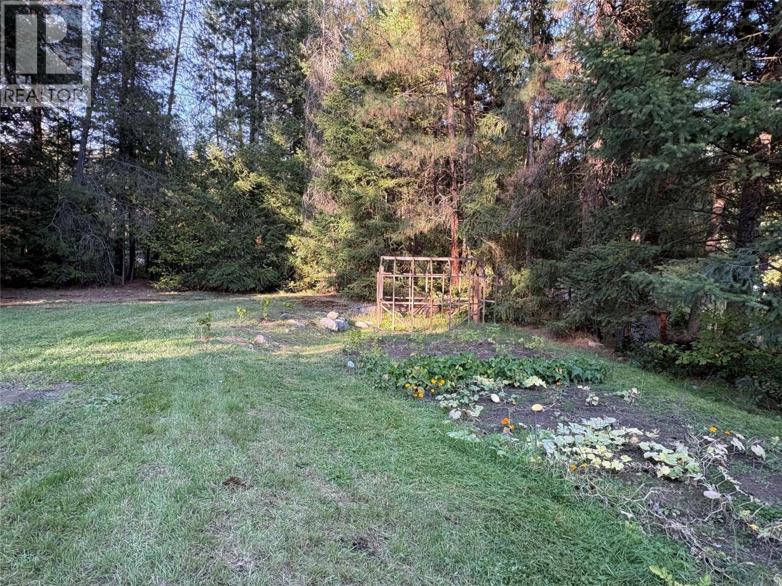 945 Pine Crescent, Genelle, British Columbia  V0G 1G0 - Photo 53 - 10389077