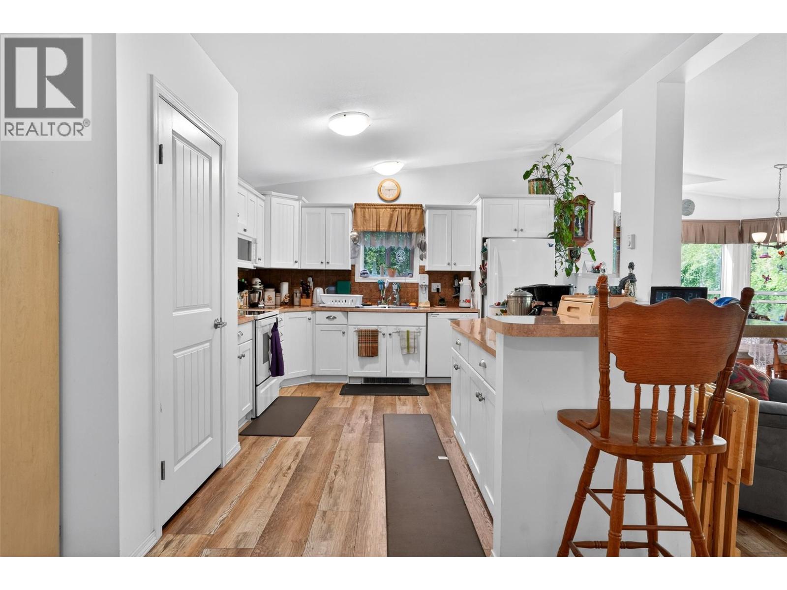 4761 Highway 31, Fletcher Creek, British Columbia  V0G 1M0 - Photo 16 - 10389227