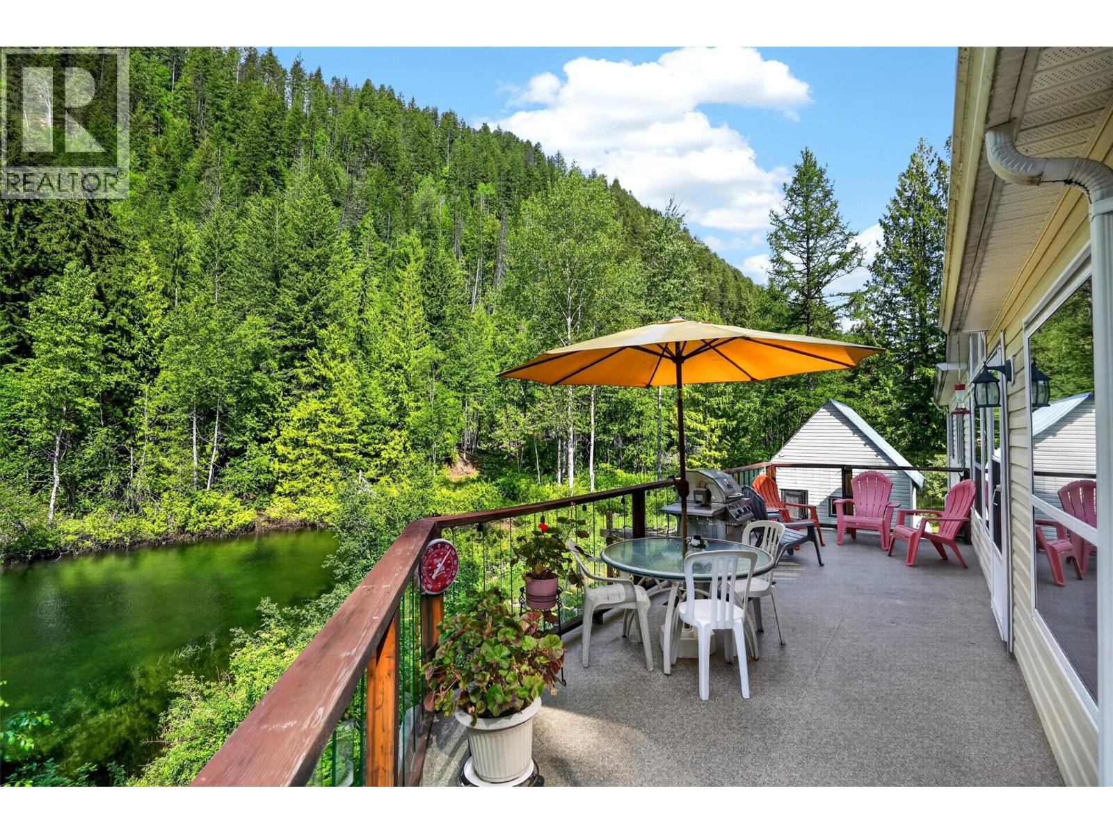 4761 Highway 31, Fletcher Creek, British Columbia  V0G 1M0 - Photo 21 - 10389227