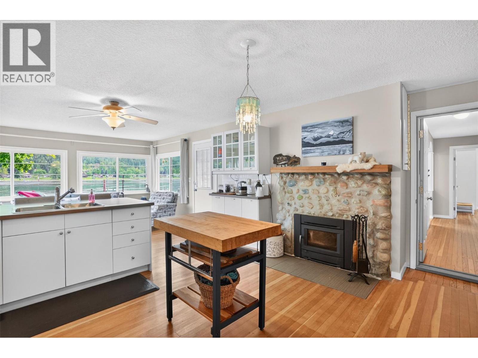 8110 & 8120 Busk Road, Balfour, British Columbia  V0G 1C0 - Photo 11 - 10389011