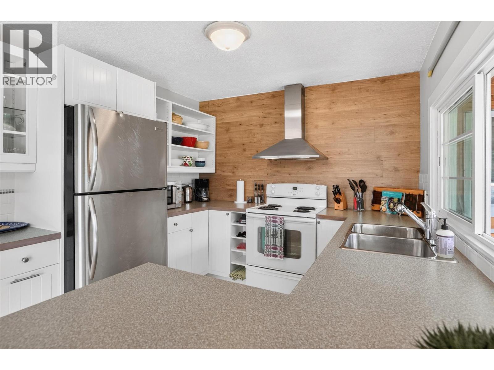 8110 & 8120 Busk Road, Balfour, British Columbia  V0G 1C0 - Photo 32 - 10389011