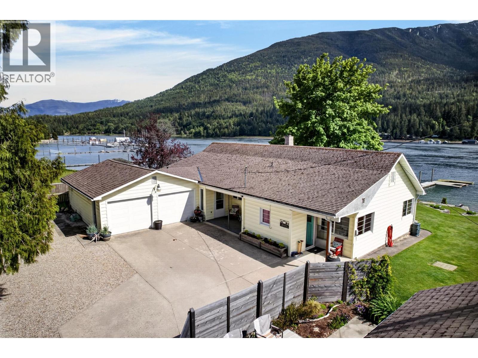8110 & 8120 Busk Road, Balfour, British Columbia  V0G 1C0 - Photo 71 - 10389011