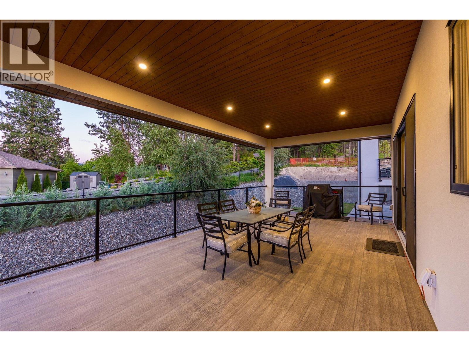 10285 Beacon Hill Drive, Lake Country, British Columbia  V4V 0A9 - Photo 16 - 10389055