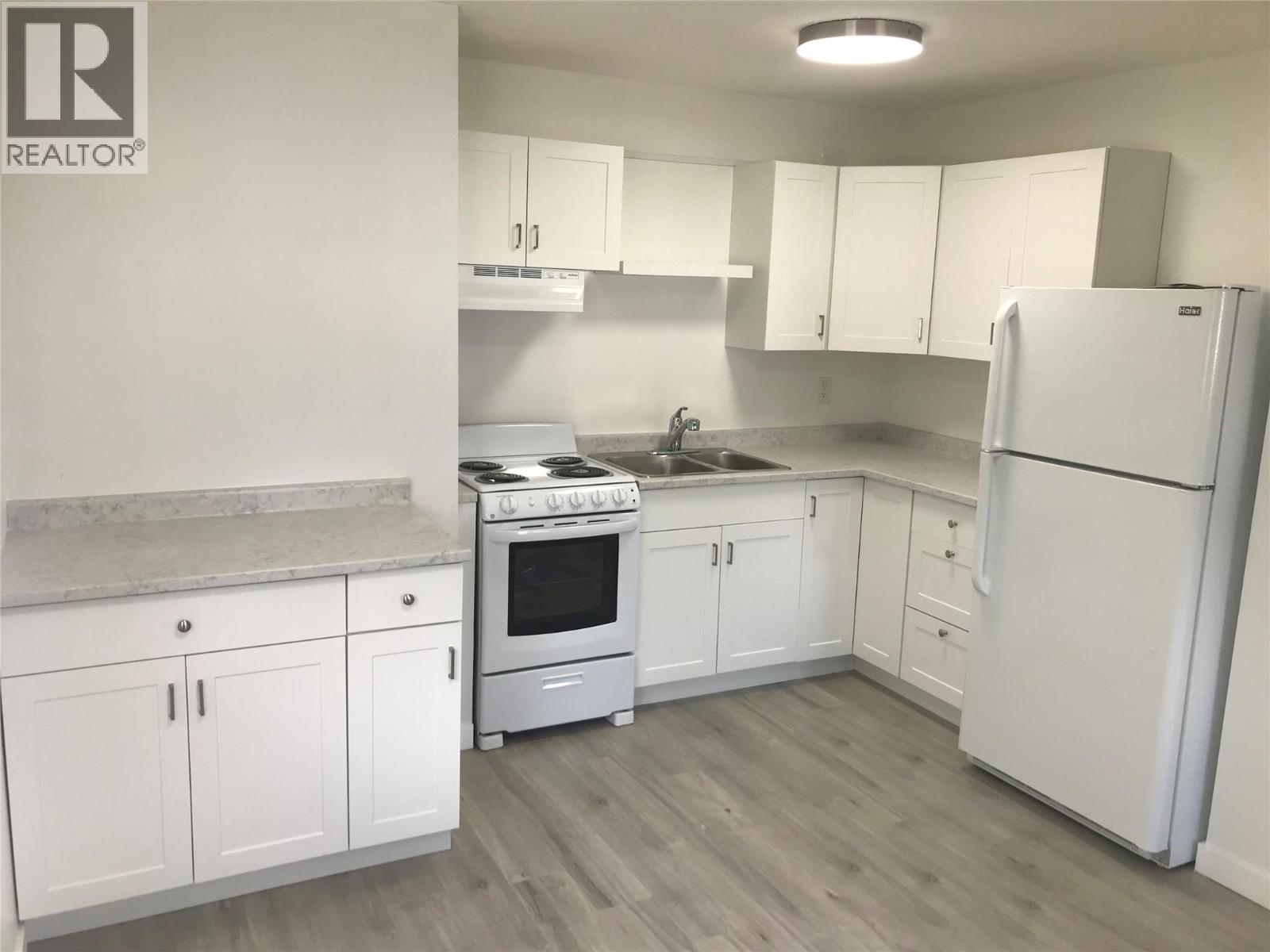 217 8th Street S, Cranbrook, British Columbia  V1C 1N9 - Photo 5 - 10389377