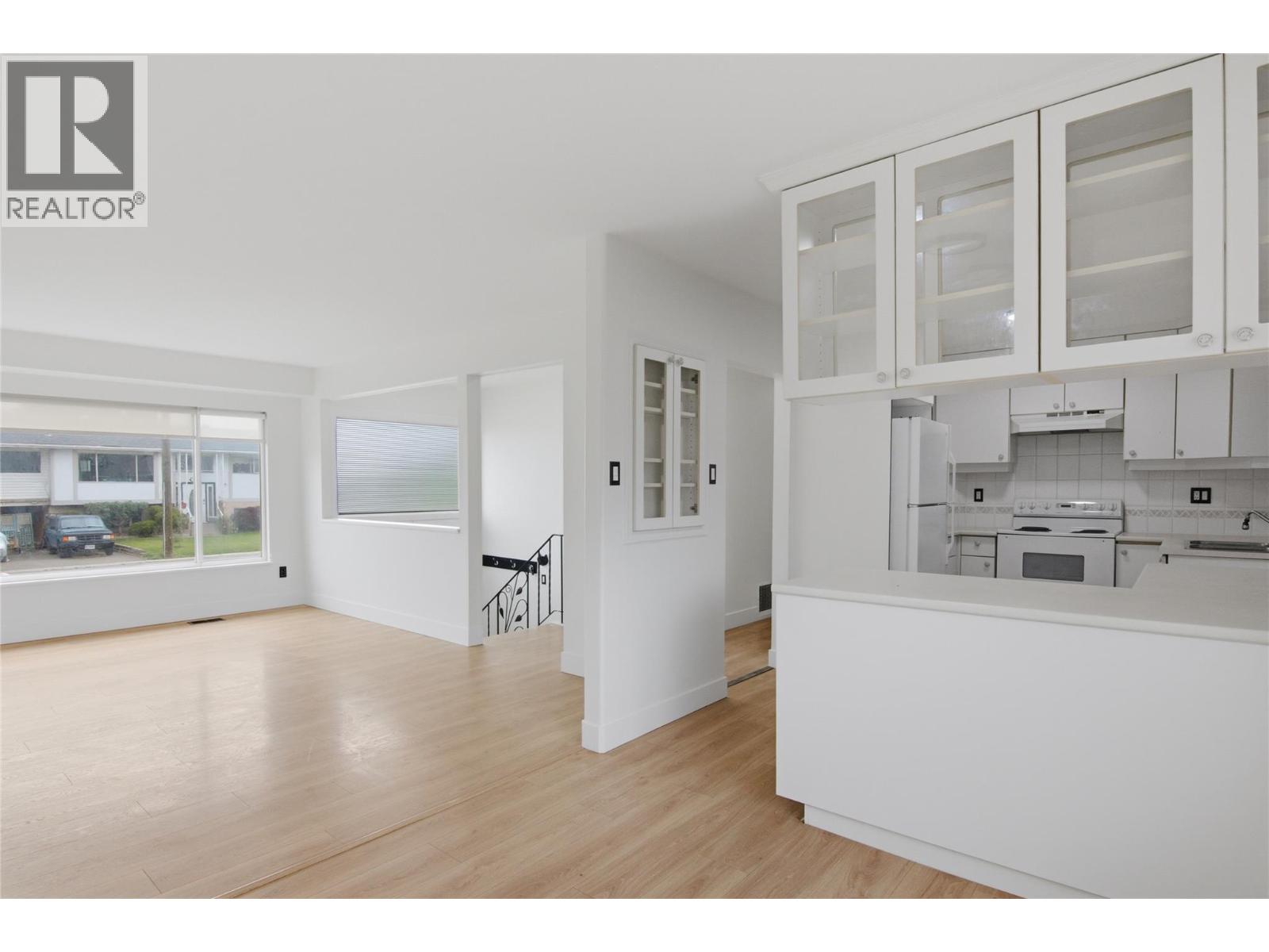 649 Brentwood Avenue, Kamloops, British Columbia  V2B 1P4 - Photo 16 - 10389207
