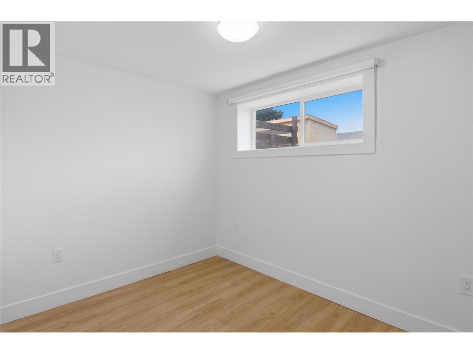 649 Brentwood Avenue, Kamloops, British Columbia  V2B 1P4 - Photo 36 - 10389207