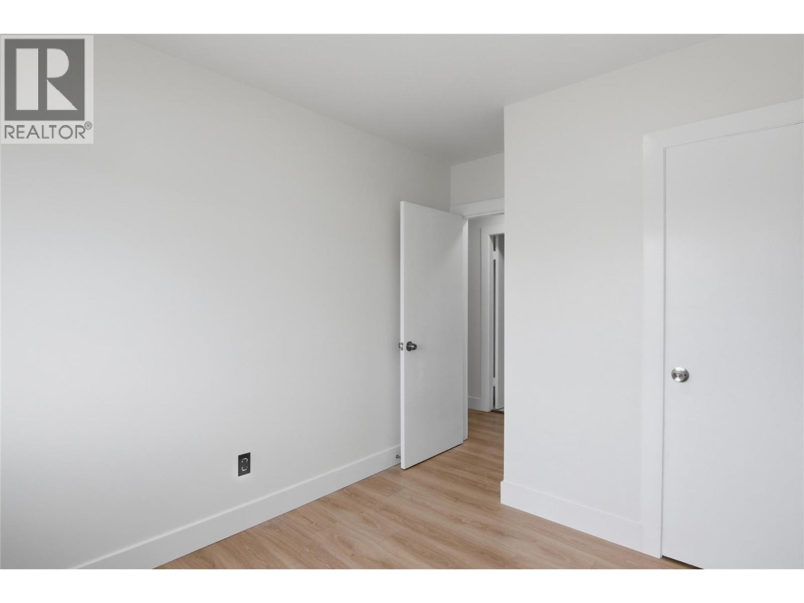 649 Brentwood Avenue, Kamloops, British Columbia  V2B 1P4 - Photo 45 - 10389207