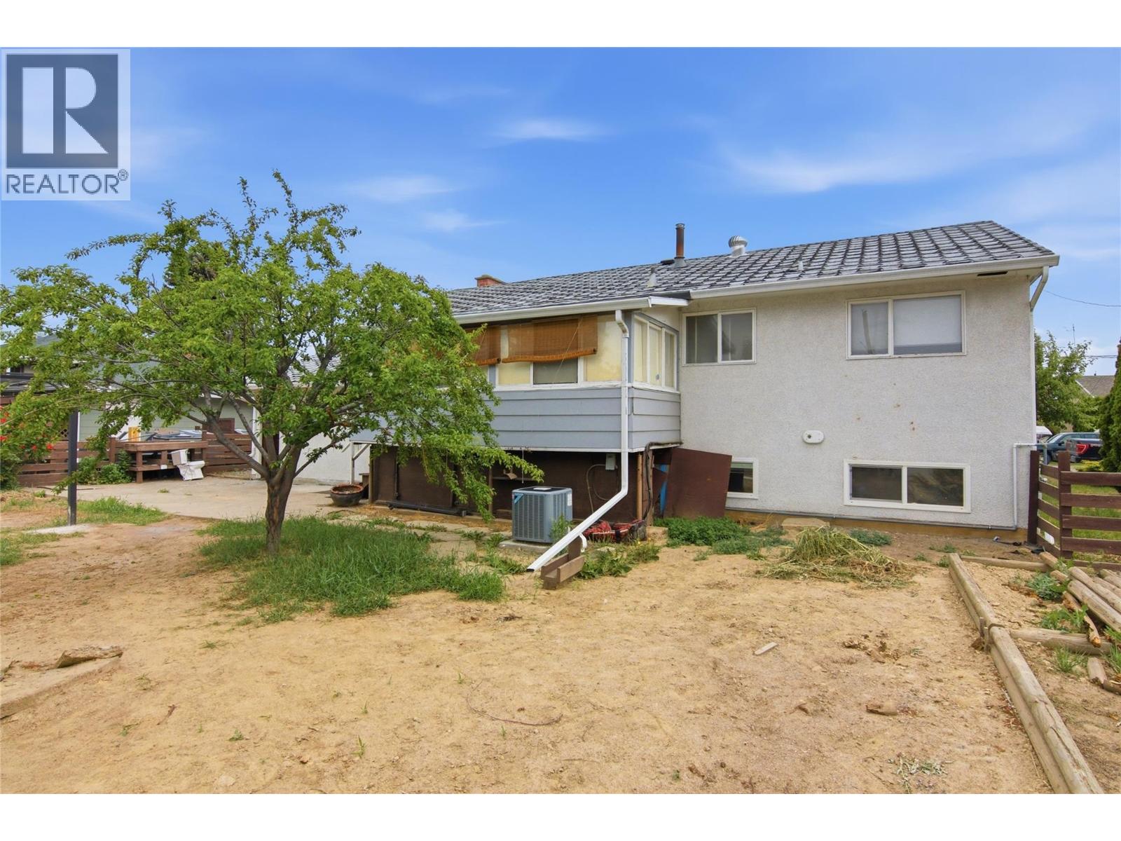 649 Brentwood Avenue, Kamloops, British Columbia  V2B 1P4 - Photo 7 - 10389207