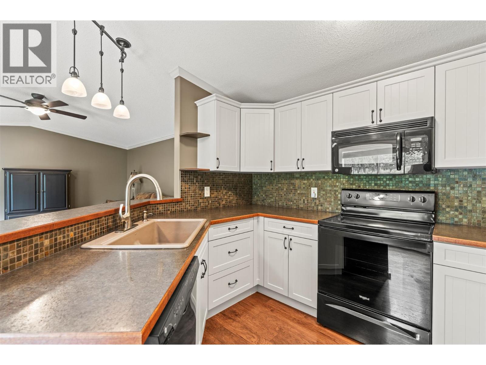 4701 Pleasant Valley Road Unit# 507, Vernon, British Columbia  V1T 4M7 - Photo 9 - 10389521