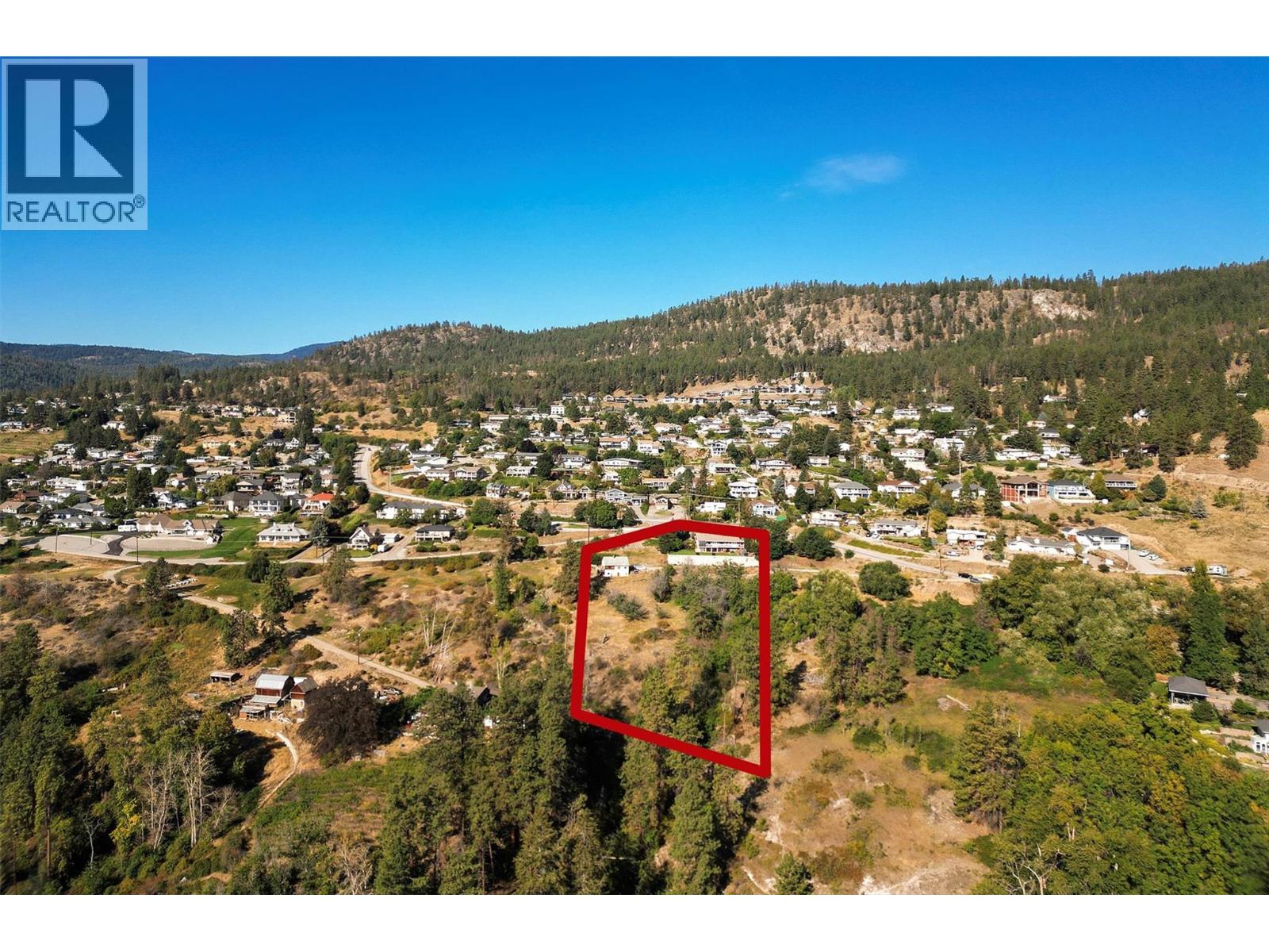 6101 Lipsett Avenue, Peachland, British Columbia  V0H 1X7 - Photo 2 - 10389543