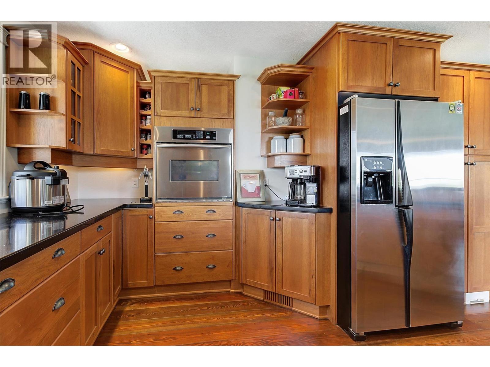 6101 Lipsett Avenue, Peachland, British Columbia  V0H 1X7 - Photo 25 - 10389543