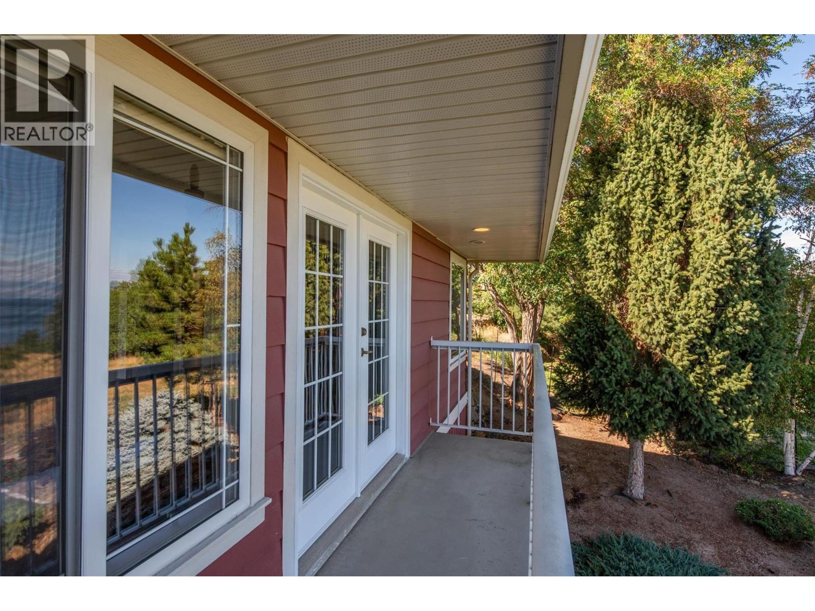 6101 Lipsett Avenue, Peachland, British Columbia  V0H 1X7 - Photo 40 - 10389543