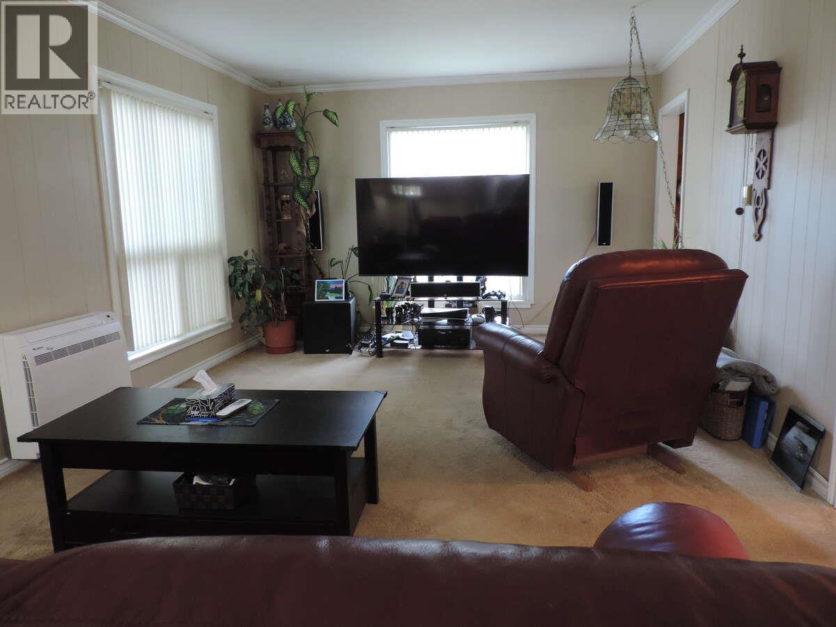 623 6th Avenue, Kimberley, British Columbia  V1A 2V8 - Photo 5 - 10389553