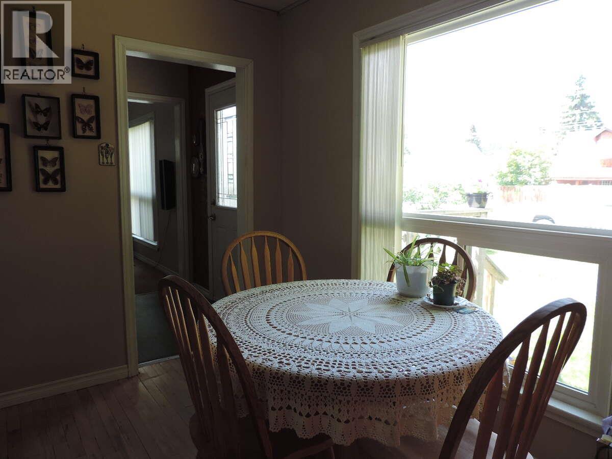 623 6th Avenue, Kimberley, British Columbia  V1A 2V8 - Photo 8 - 10389553