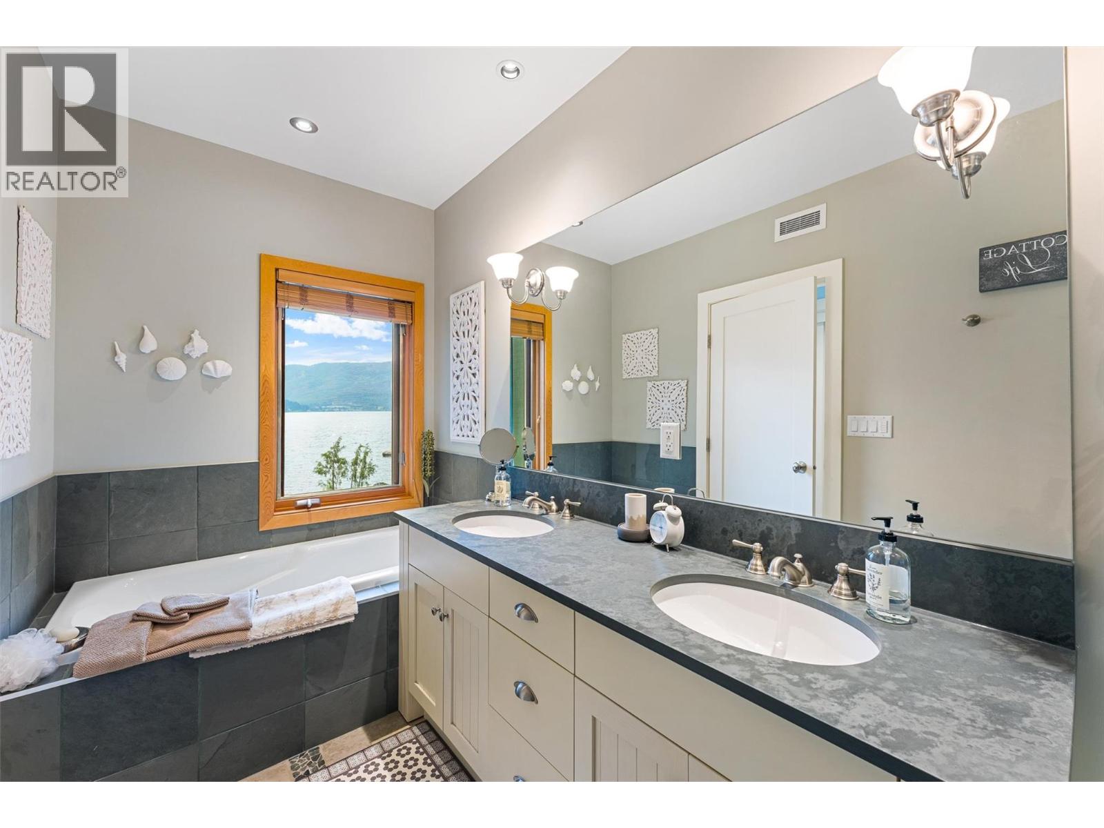 9845 Eastside Road Unit# 28, Vernon, British Columbia  V1H 1Z2 - Photo 32 - 10389111