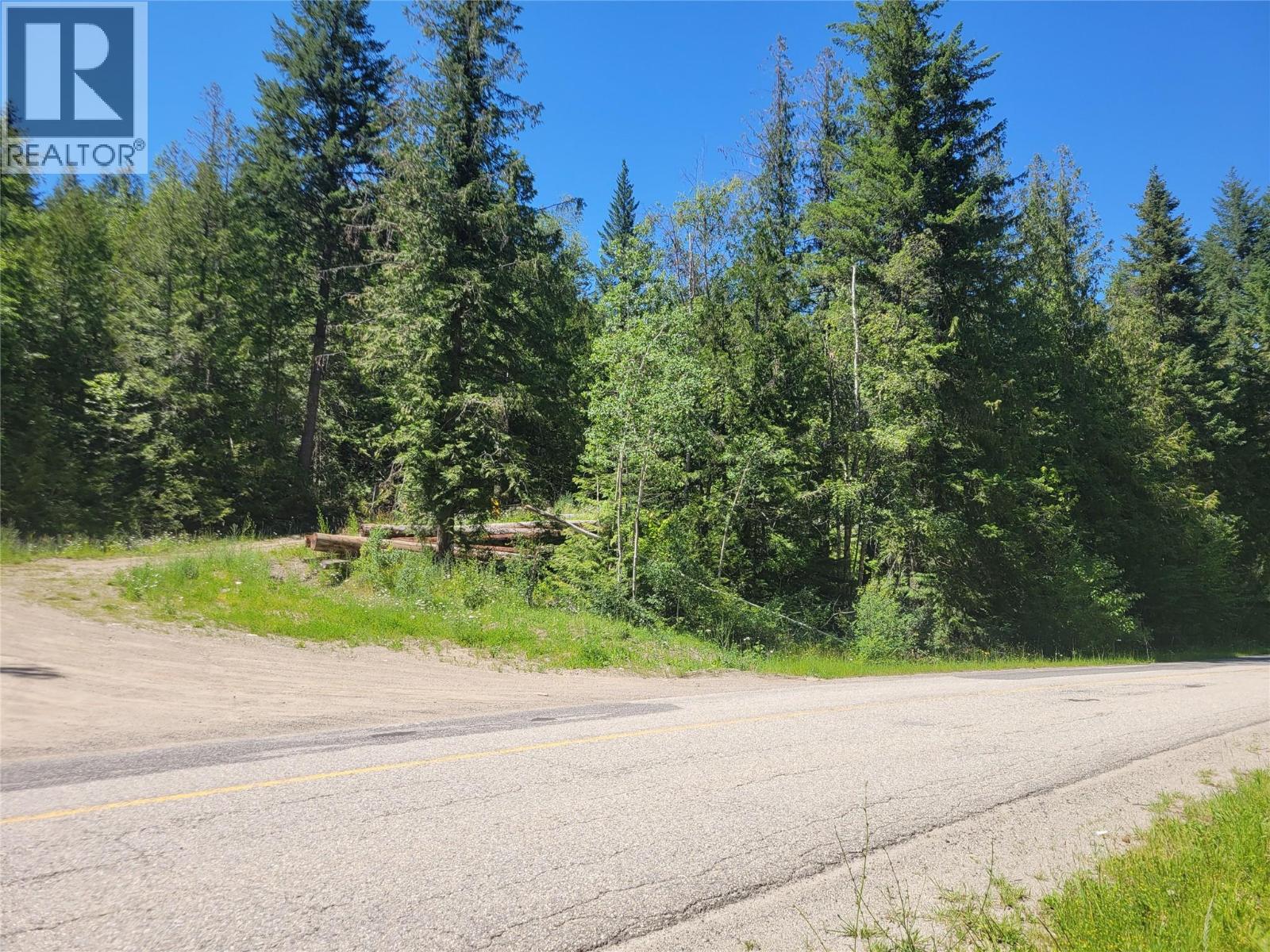 941 Chase Falkland Road, Chase, British Columbia  V0E 1M1 - Photo 2 - 10389552