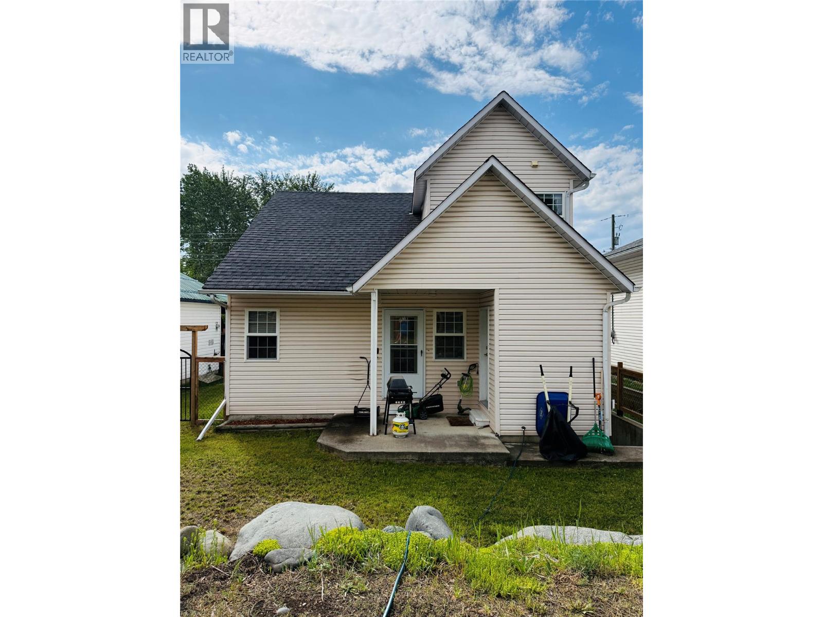 323 Green Street, Kimberley, British Columbia  V1A 2M9 - Photo 5 - 10386959