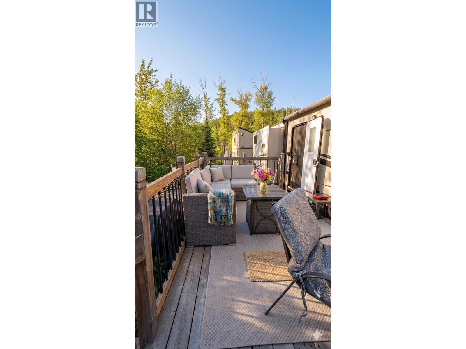 8415 King Creek Fsr Road Unit# Lot 60, Yahk, British Columbia  V0B 2P0 - Photo 11 - 10387699