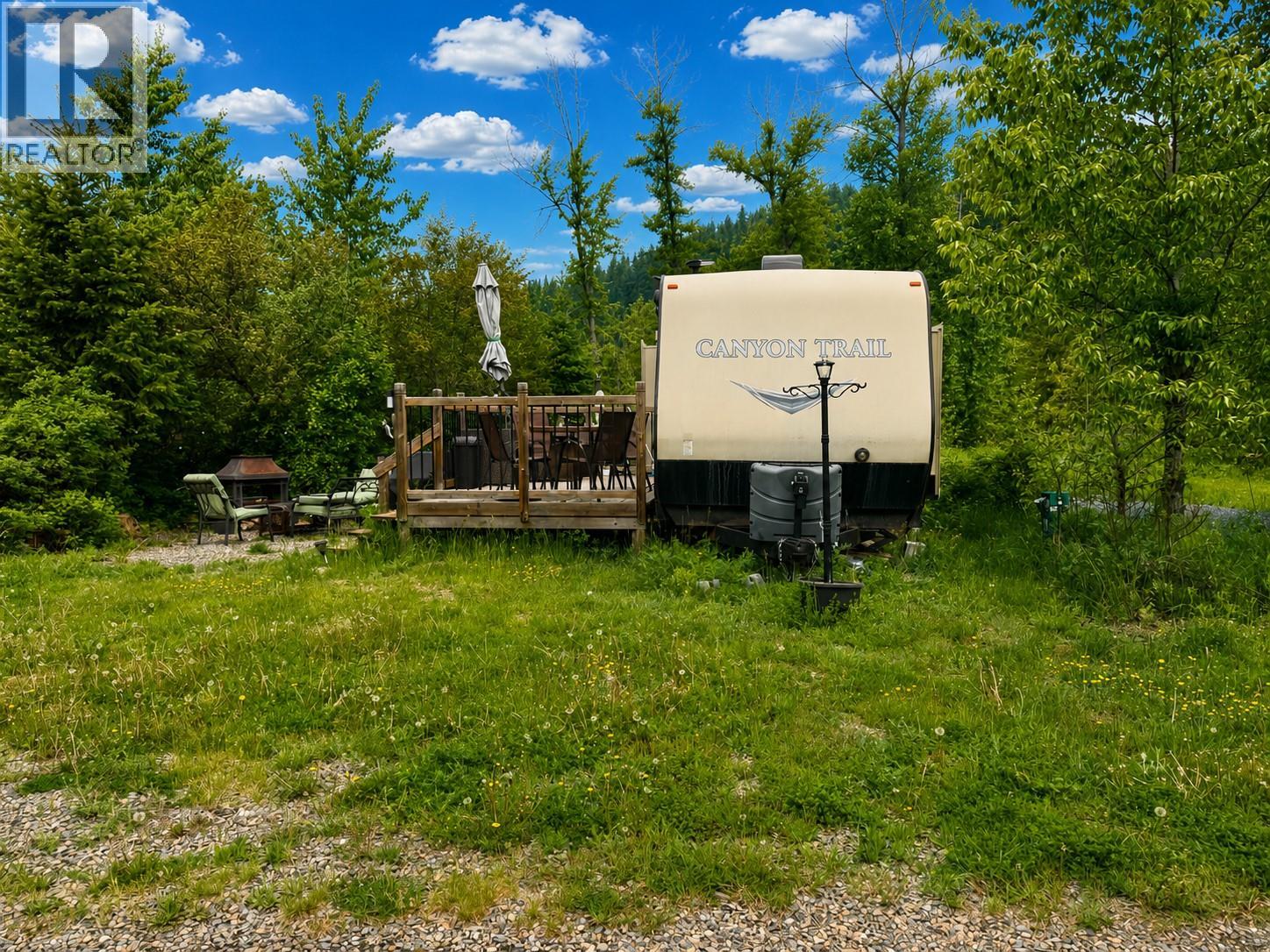 8415 King Creek Fsr Road Unit# Lot 60, Yahk, British Columbia  V0B 2P0 - Photo 9 - 10387699