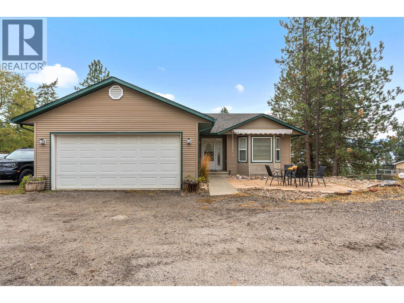 4666 Grandview Flats Road N, Spallumcheen, British Columbia  V4Y 0P7 - Photo 1 - 10388799