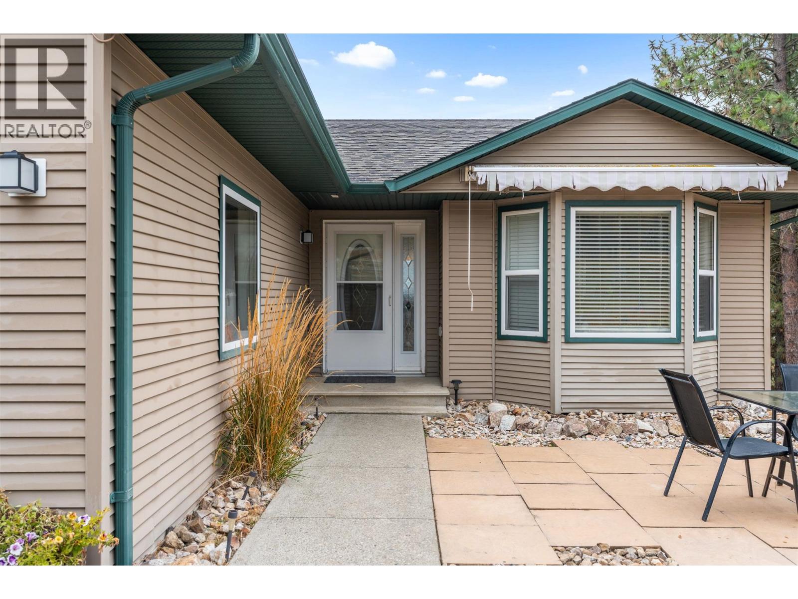 4666 Grandview Flats Road N, Spallumcheen, British Columbia  V4Y 0P7 - Photo 12 - 10388799