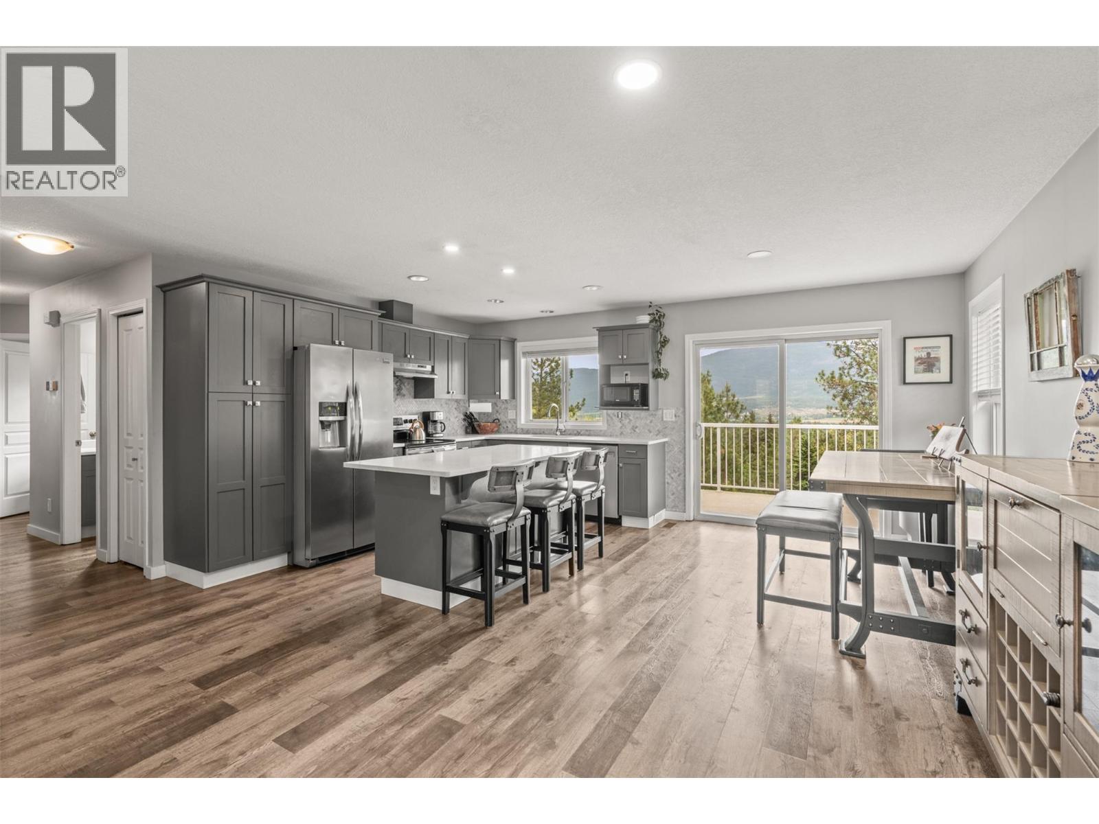 4666 Grandview Flats Road N, Spallumcheen, British Columbia  V4Y 0P7 - Photo 16 - 10388799