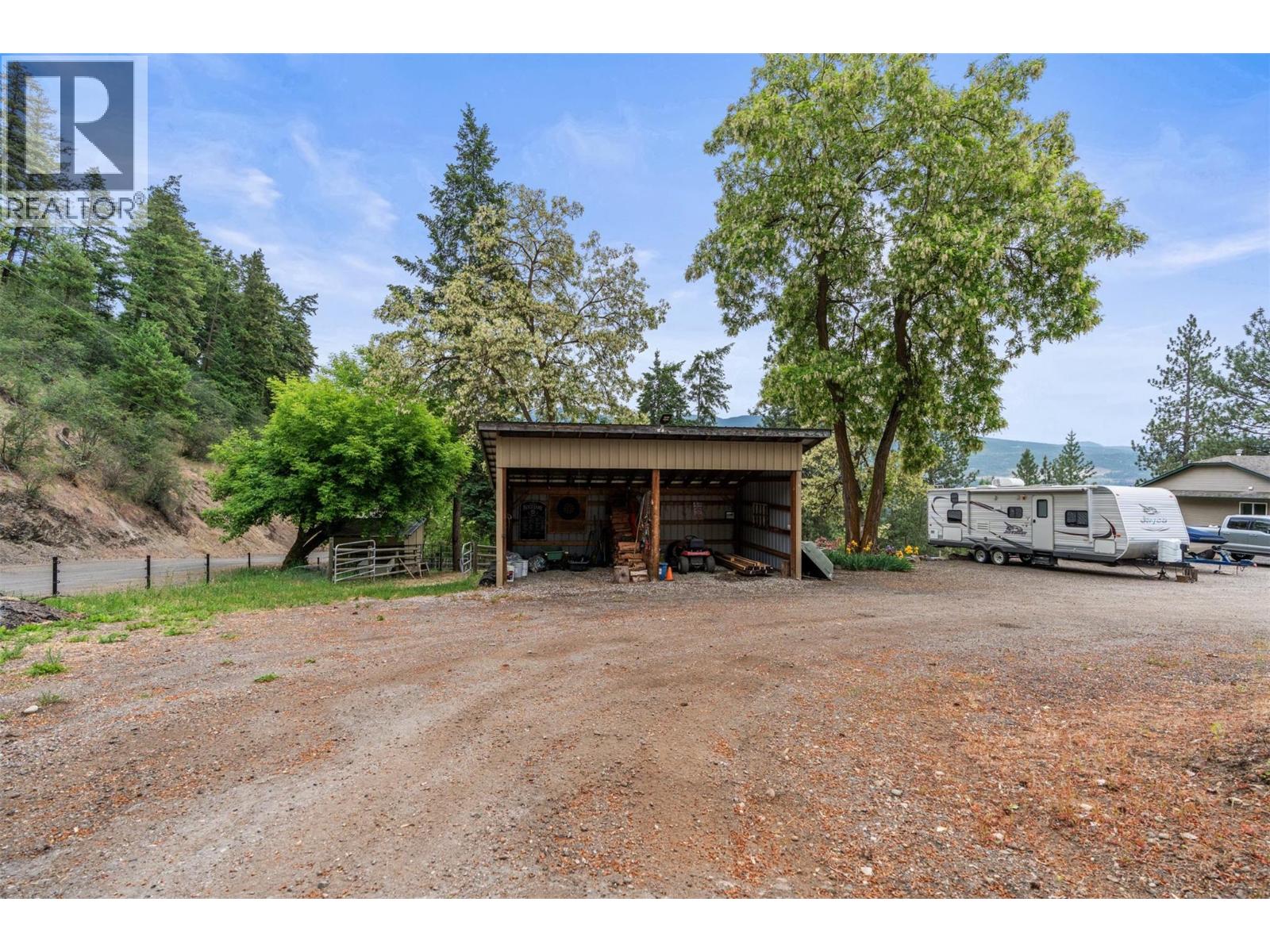 4666 Grandview Flats Road N, Spallumcheen, British Columbia  V4Y 0P7 - Photo 4 - 10388799