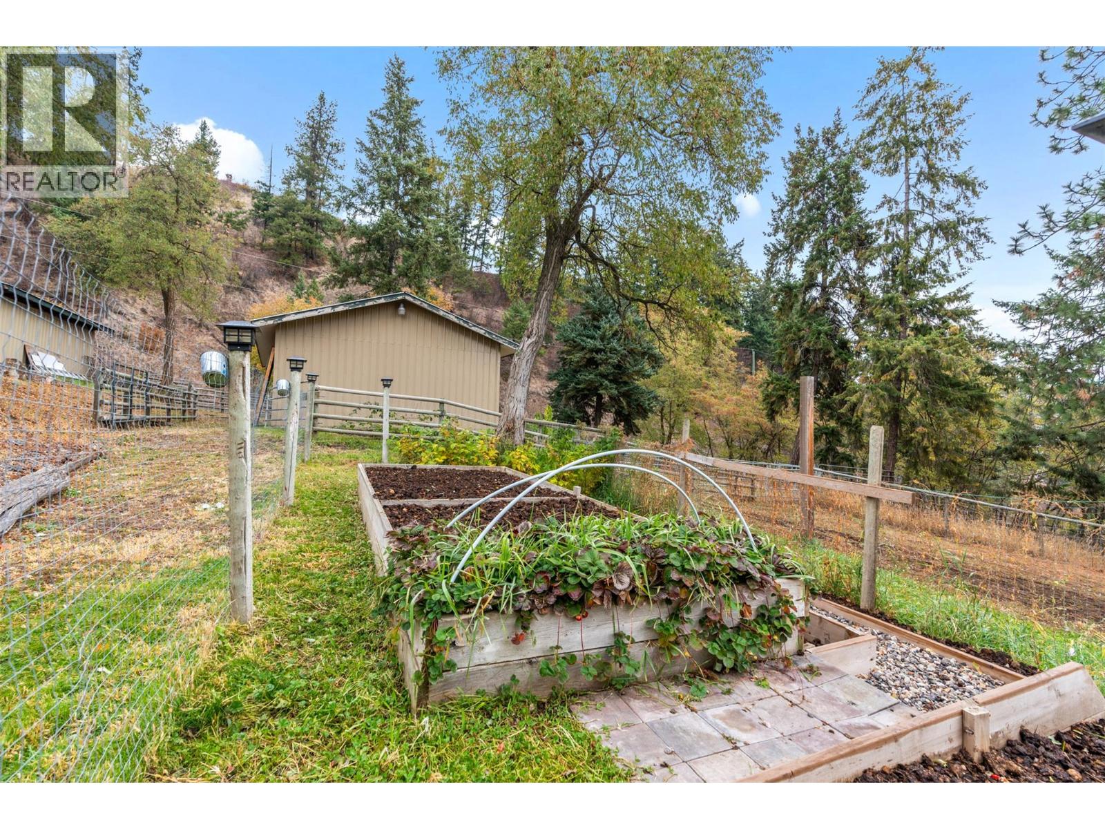 4666 Grandview Flats Road N, Spallumcheen, British Columbia  V4Y 0P7 - Photo 64 - 10388799