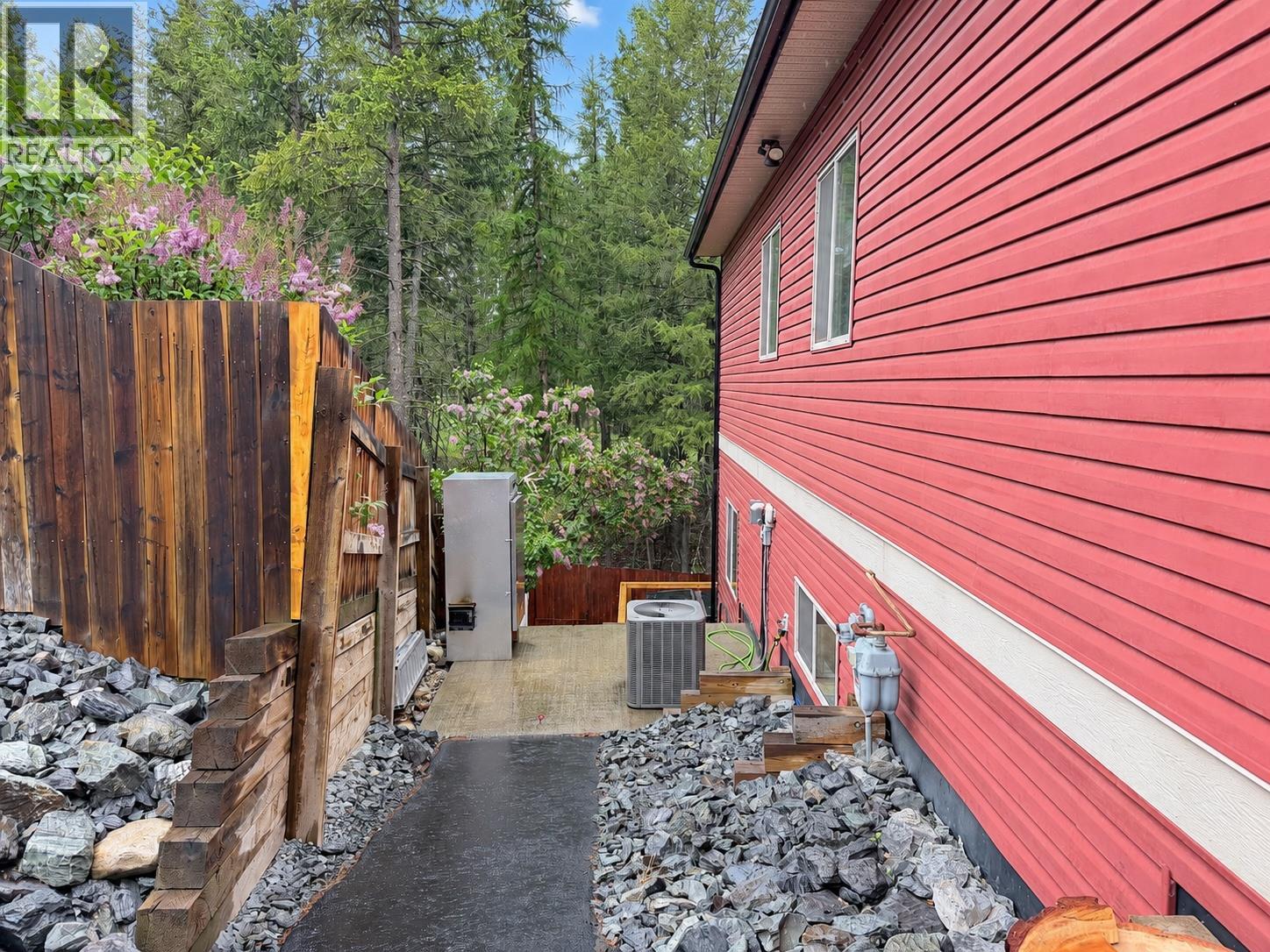 3061 Mt Fisher Place, Cranbrook, British Columbia  V1C 0A8 - Photo 5 - 10389584
