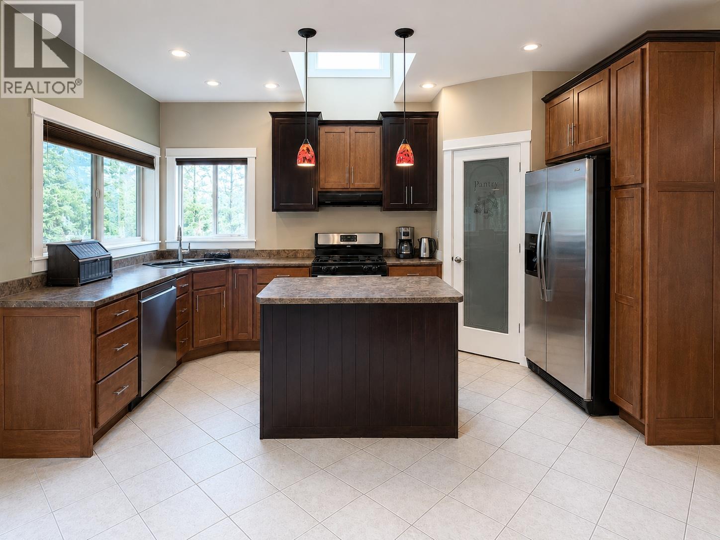 3061 Mt Fisher Place, Cranbrook, British Columbia  V1C 0A8 - Photo 8 - 10389584