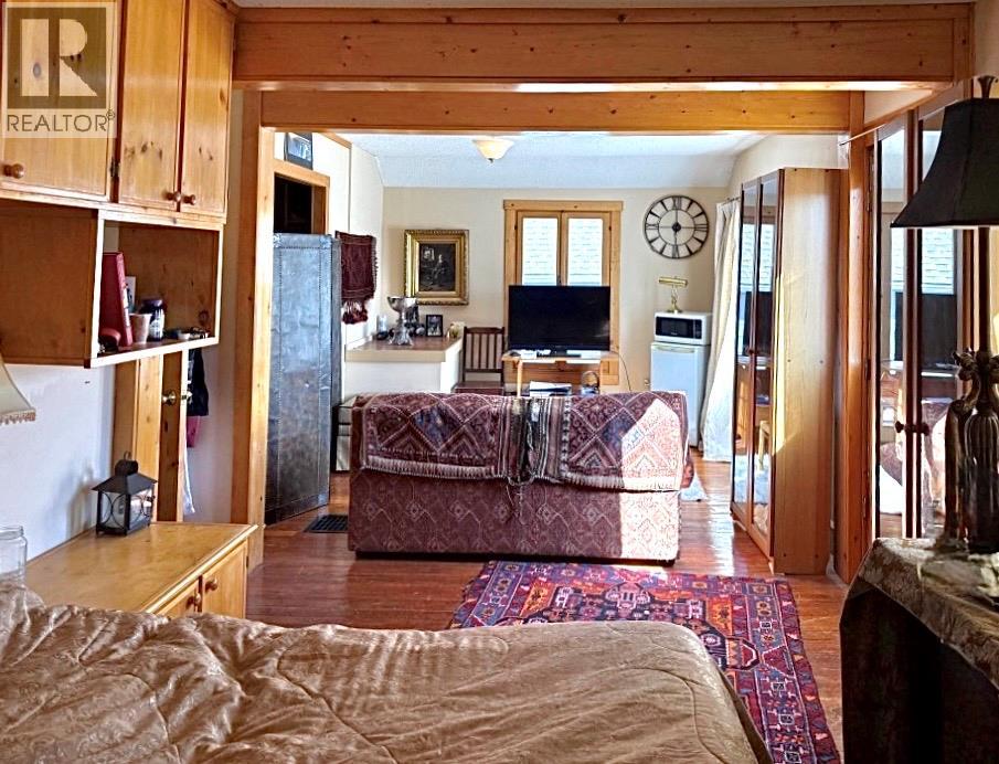 9215 Main Avenue, Wilmer, British Columbia  V0A 1K5 - Photo 29 - 10389516