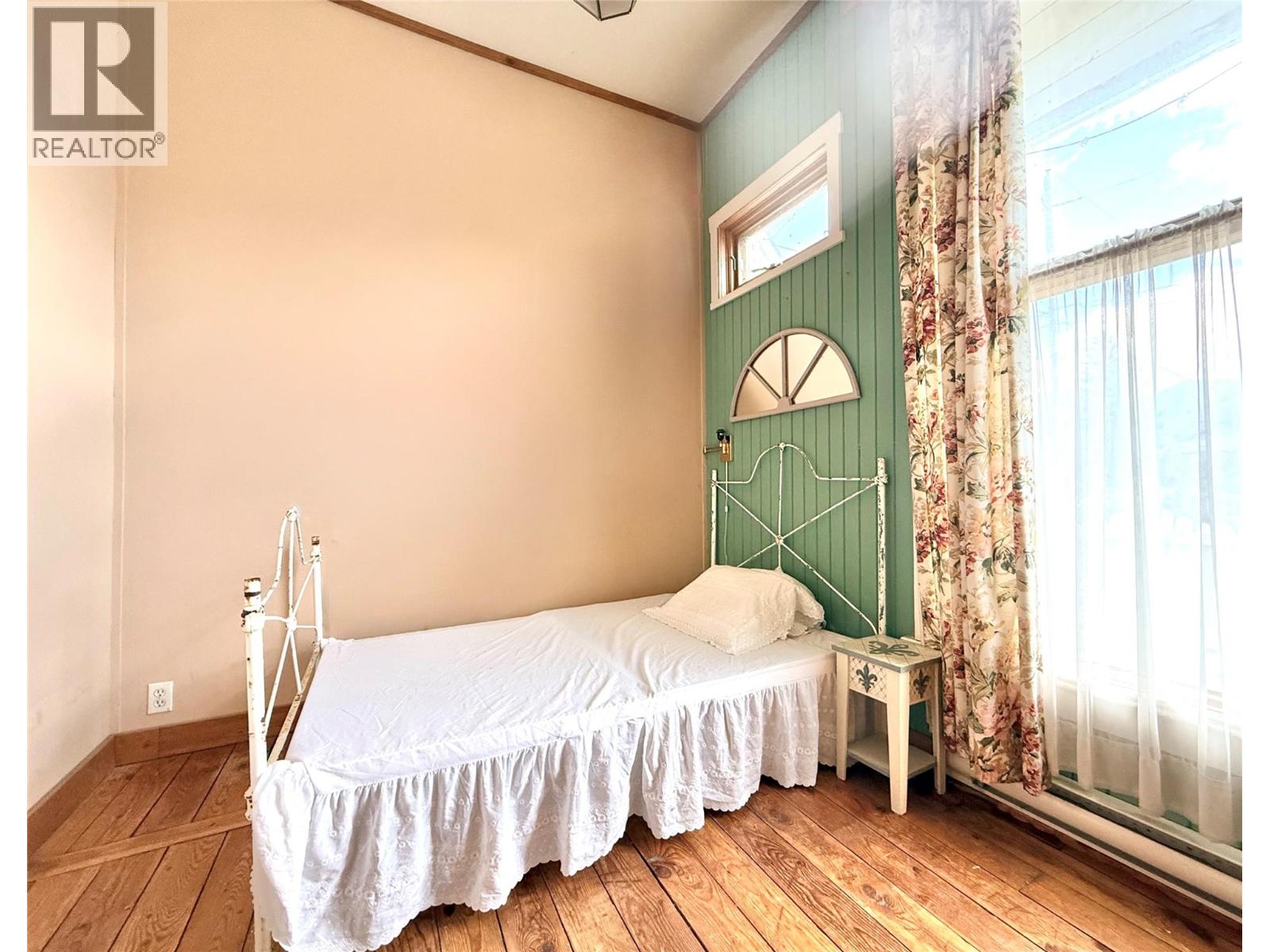 9215 Main Avenue, Wilmer, British Columbia  V0A 1K5 - Photo 42 - 10389516