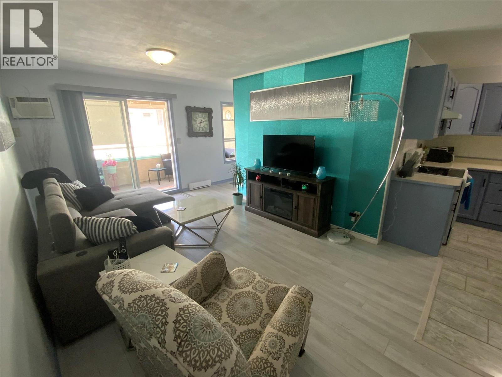 865 Main Street Unit# 204, Penticton, British Columbia  V2A 5E3 - Photo 4 - 10389600