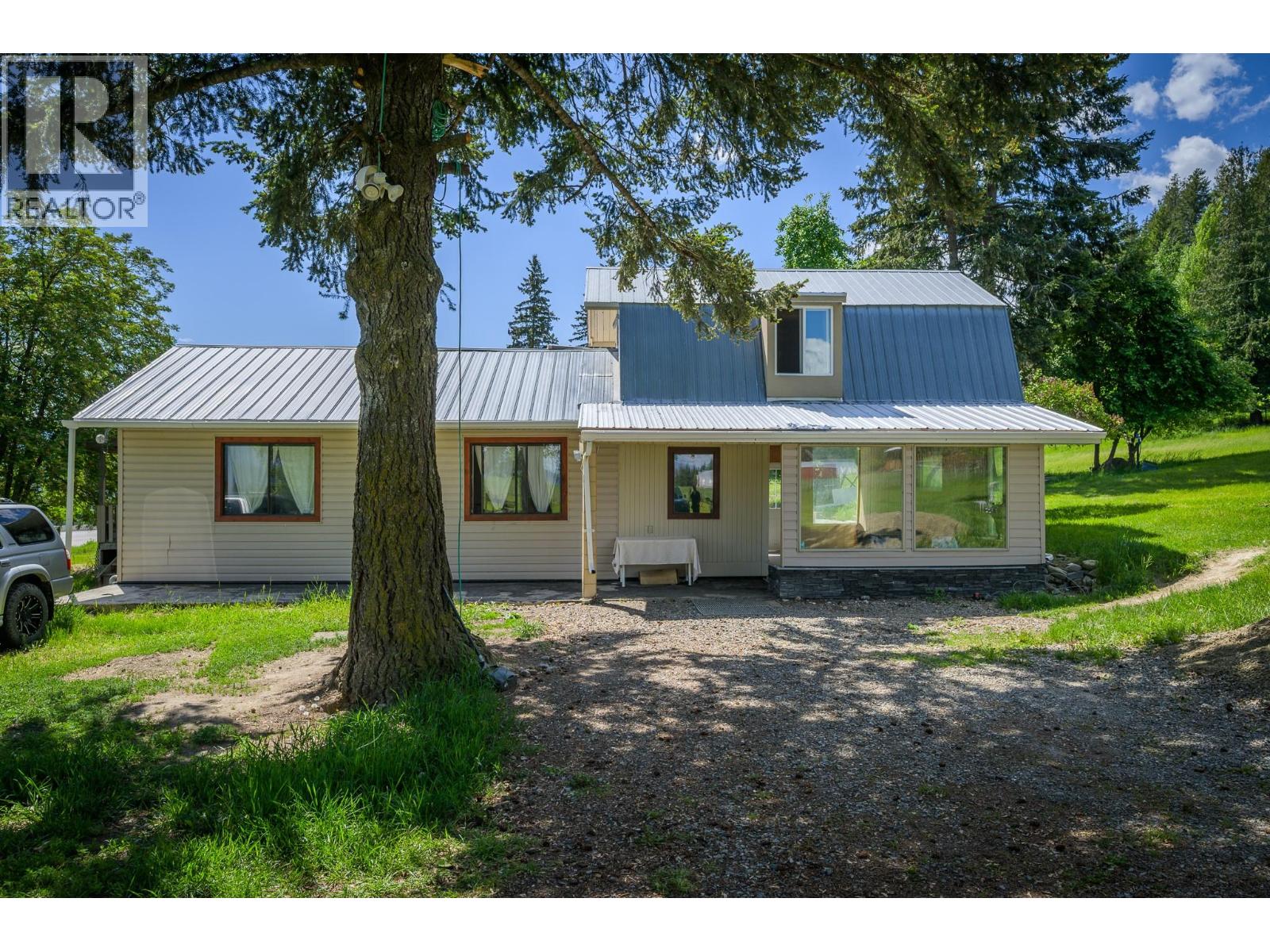 6721 Yellowhead Highway S, Barriere, British Columbia  V0E 1E0 - Photo 19 - 10388010