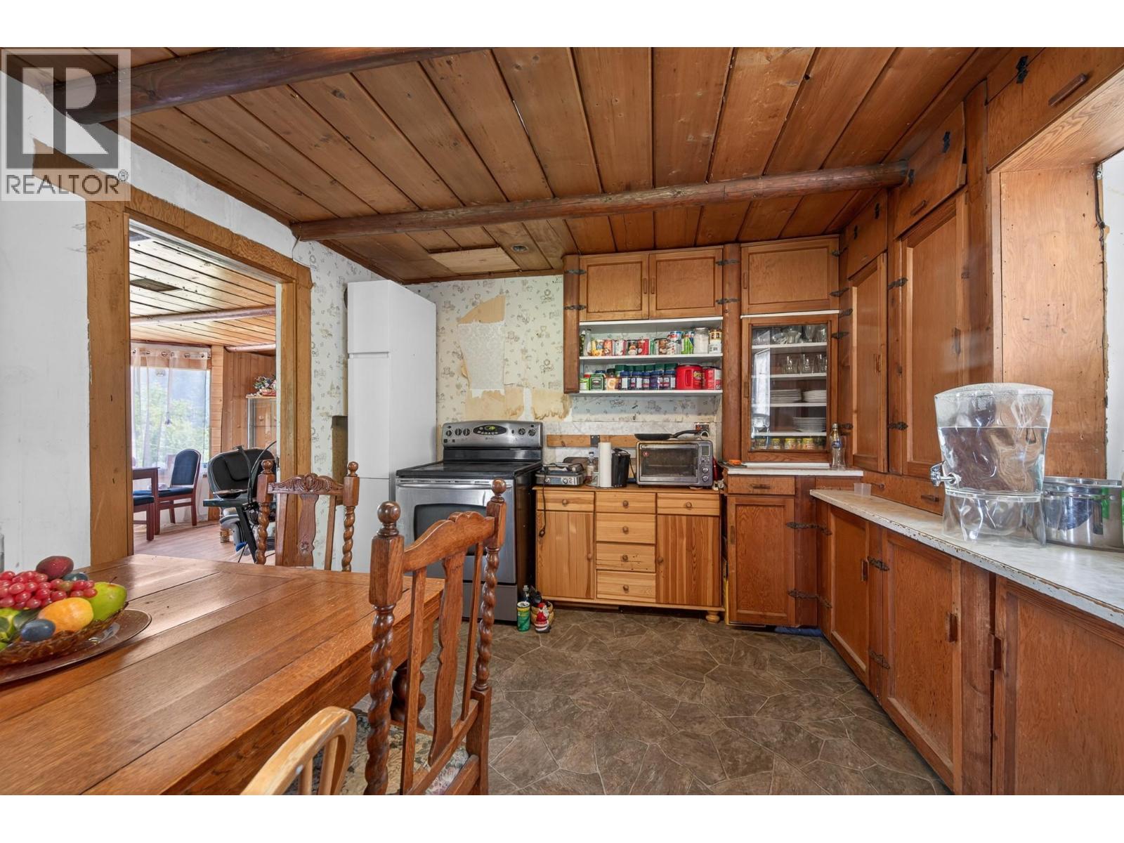 6721 Yellowhead Highway S, Barriere, British Columbia  V0E 1E0 - Photo 26 - 10388010