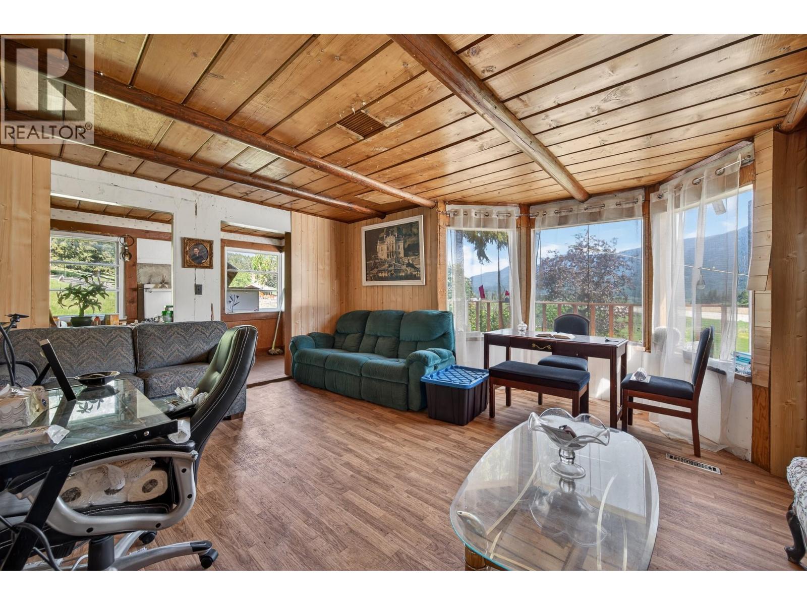 6721 Yellowhead Highway S, Barriere, British Columbia  V0E 1E0 - Photo 27 - 10388010