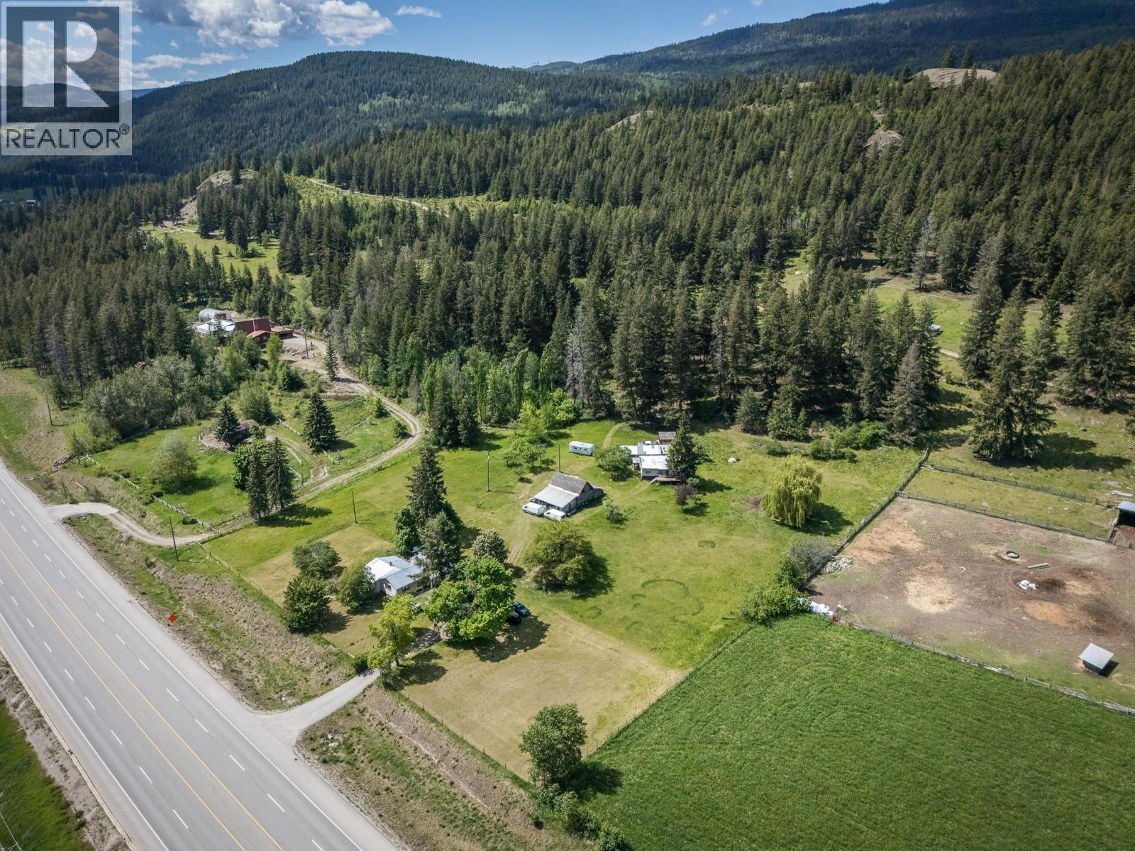 6721 Yellowhead Highway S, Barriere, British Columbia  V0E 1E0 - Photo 35 - 10388010
