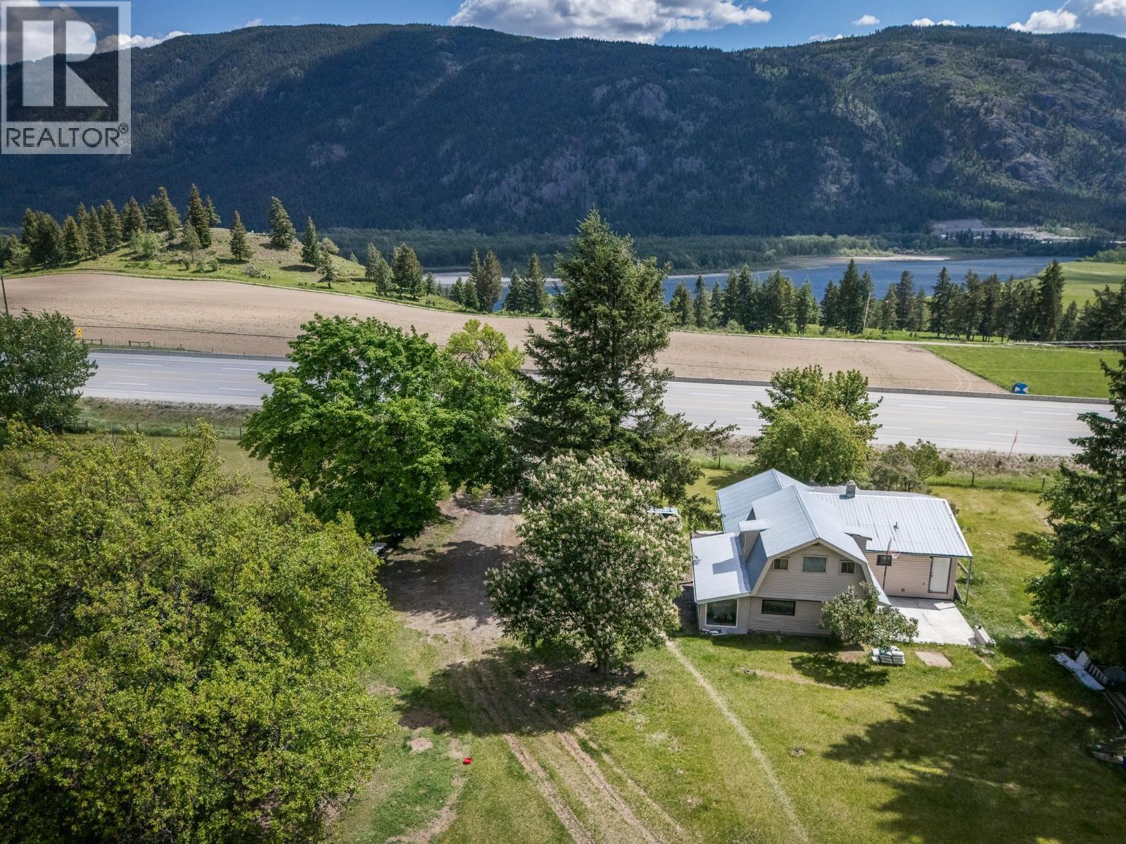 6721 Yellowhead Highway S, Barriere, British Columbia  V0E 1E0 - Photo 42 - 10388010