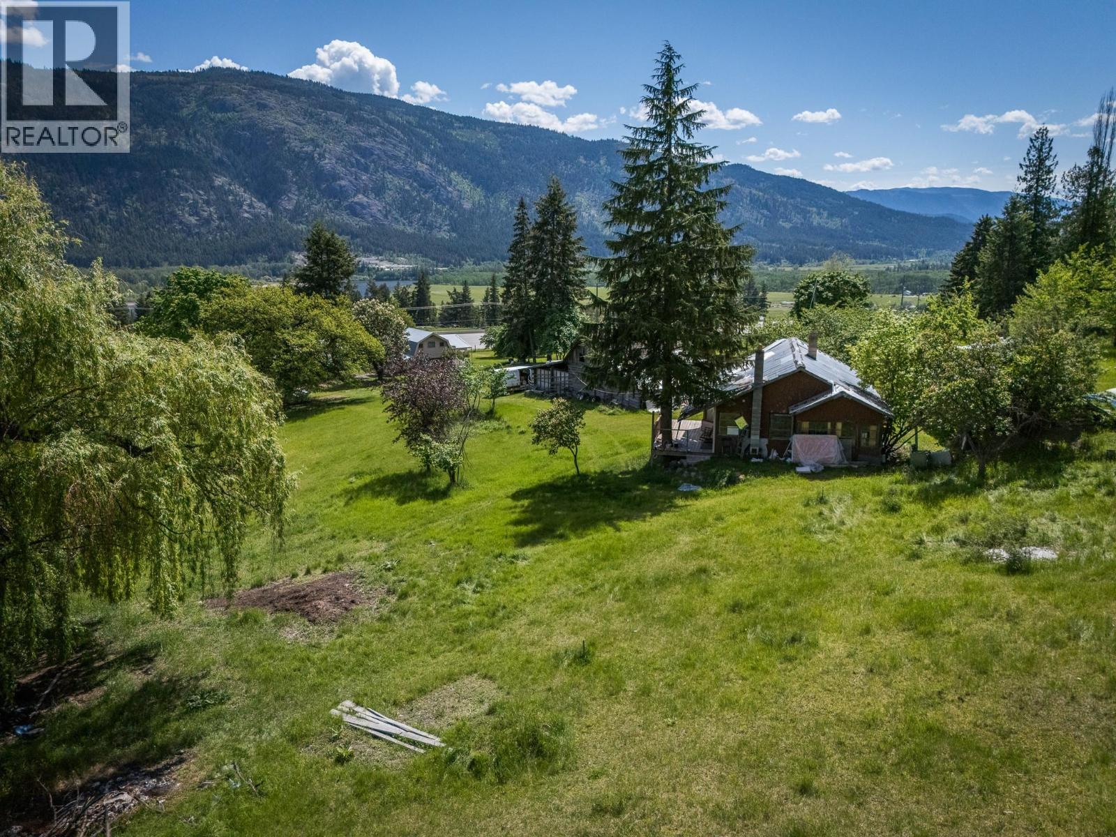 6721 Yellowhead Highway S, Barriere, British Columbia  V0E 1E0 - Photo 45 - 10388010