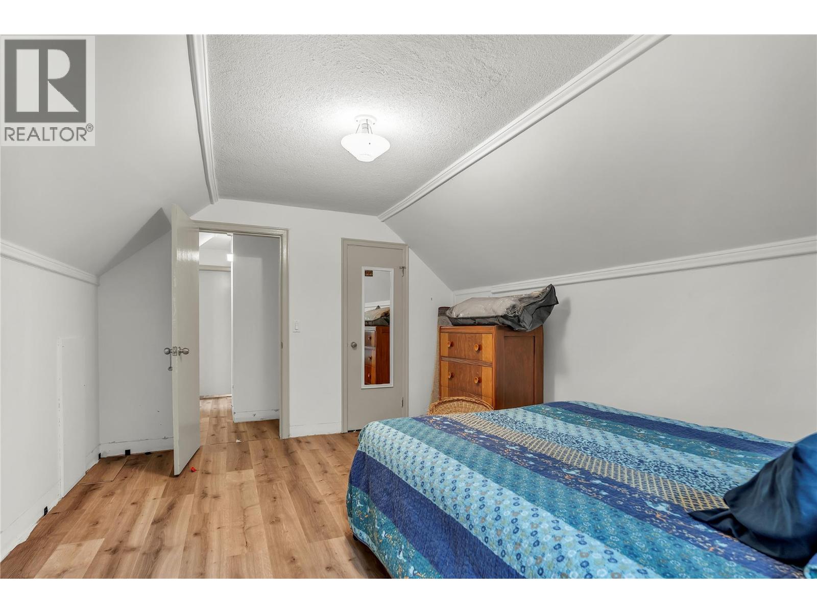 10919 Acland Street, Summerland, British Columbia  V0H 1Z0 - Photo 11 - 10389624