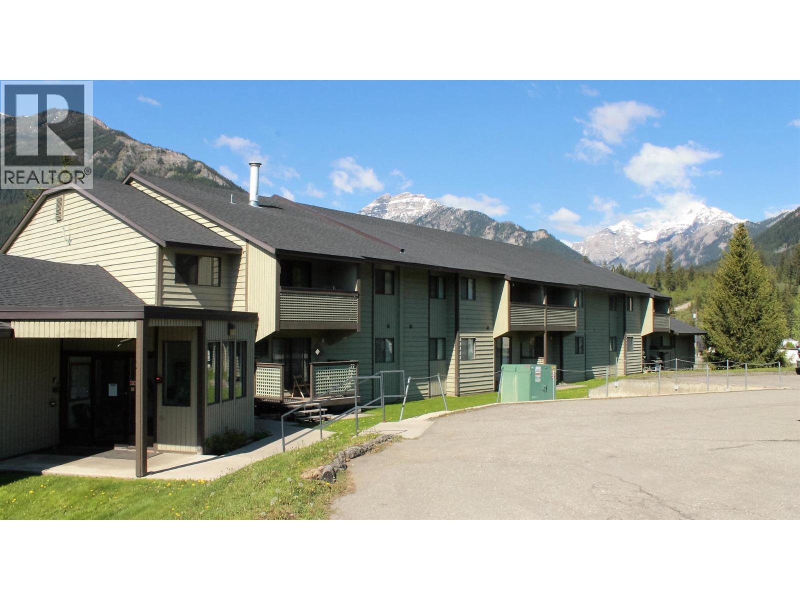 775 Balmer Crescent Unit# 103, Elkford, British Columbia  V0B 1H0 - Photo 1 - 10389524