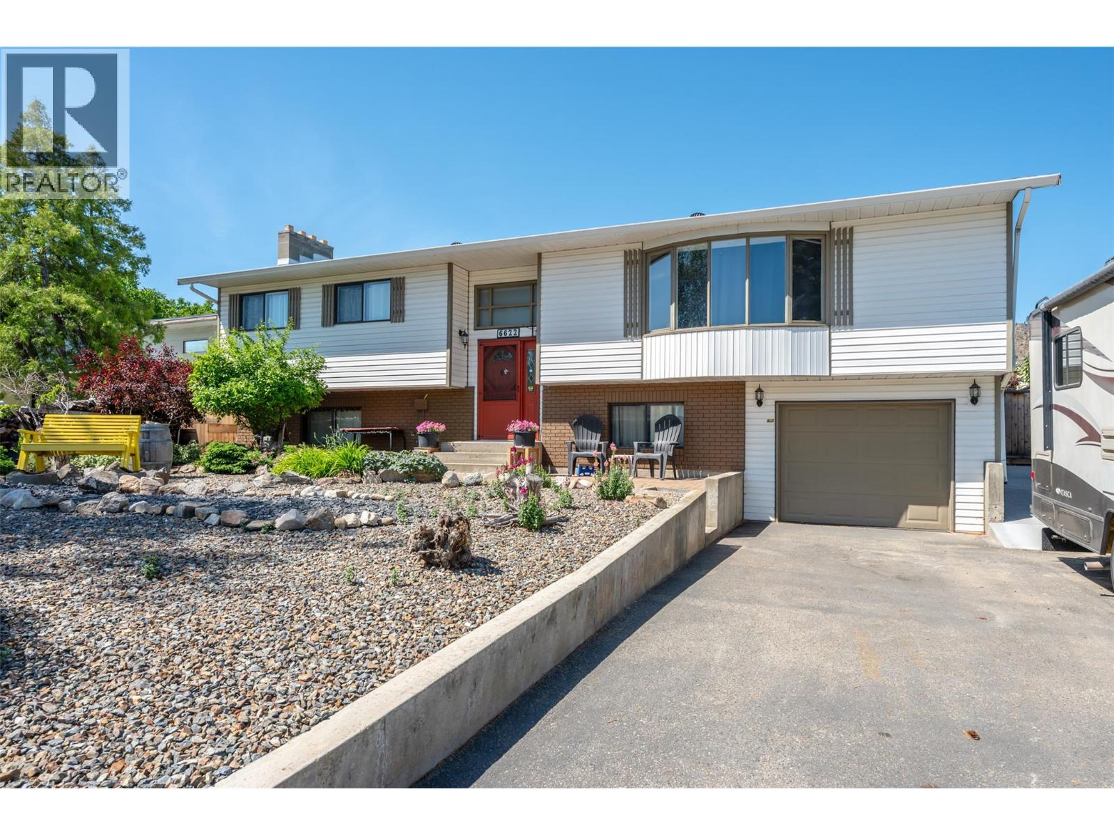 6622 Mountainview Drive, Oliver, British Columbia  V0H 1T4 - Photo 3 - 10389566