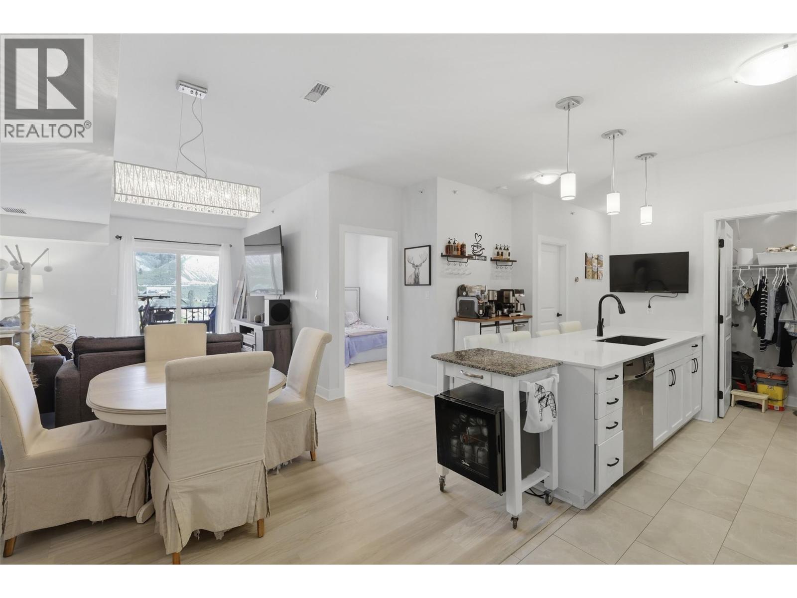 5170 Dallas Drive Unit# 512, Kamloops, British Columbia  V2C 0C7 - Photo 1 - 10387849