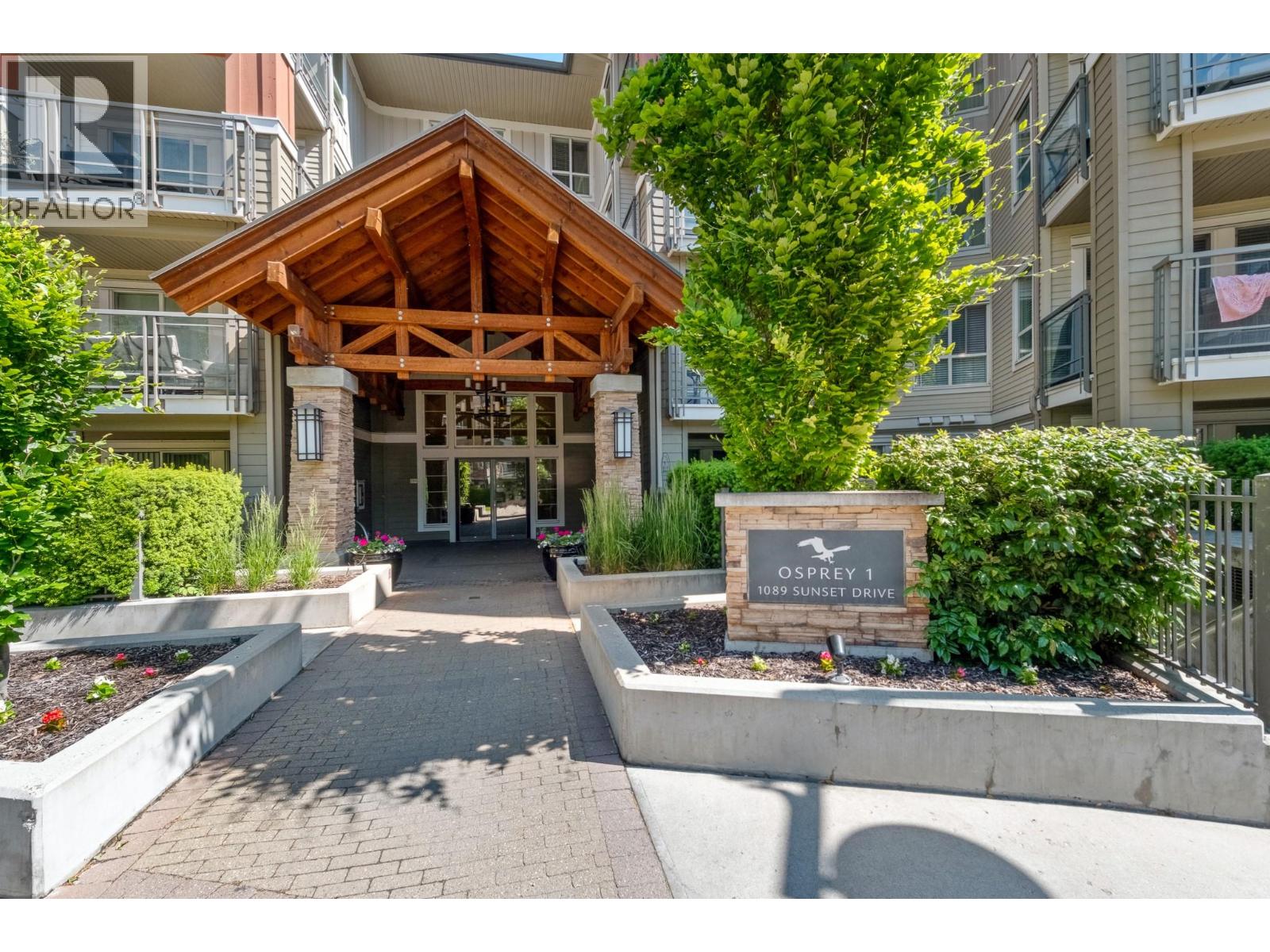 1089 Sunset Drive Unit# 402, Kelowna, British Columbia  V1Y 9Z3 - Photo 2 - 10389602