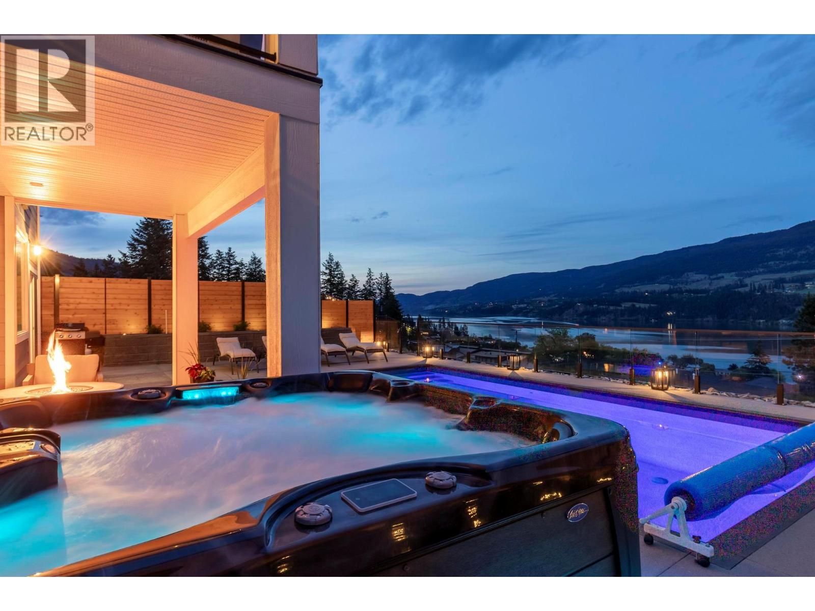 11582 Middleton Road S, Lake Country, British Columbia  V4V 1G6 - Photo 2 - 10389570