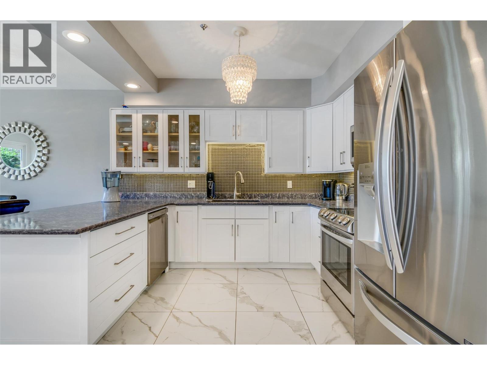 1156 Sunset Drive Unit# 115, Kelowna, British Columbia  V1Y 9R7 - Photo 8 - 10389354