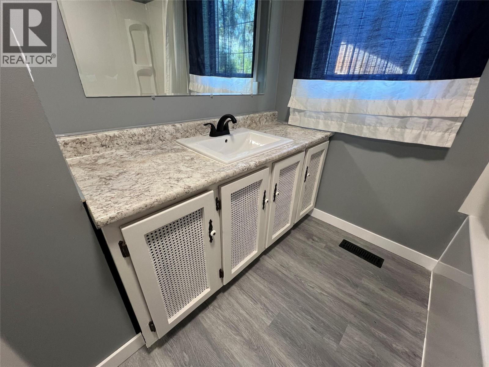 505 97a Avenue, Dawson Creek, British Columbia  V1G 1P9 - Photo 15 - 10389638