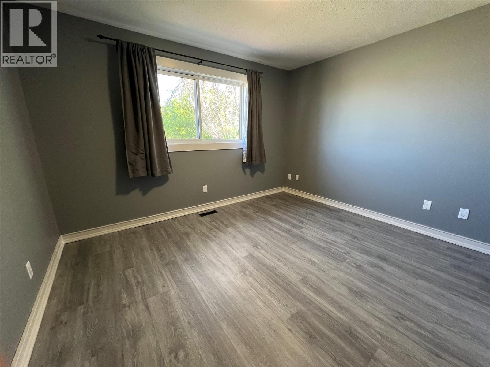 505 97a Avenue, Dawson Creek, British Columbia  V1G 1P9 - Photo 17 - 10389638